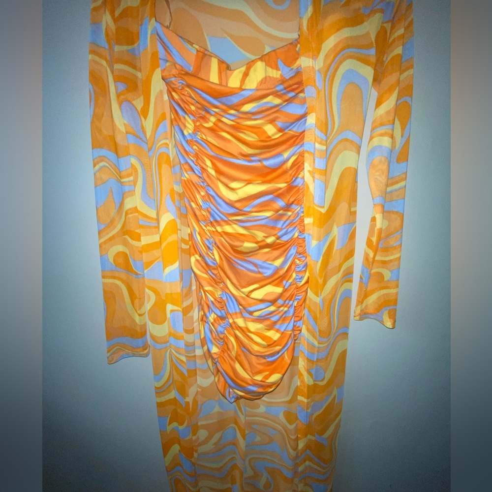 Vacation dress with cover up